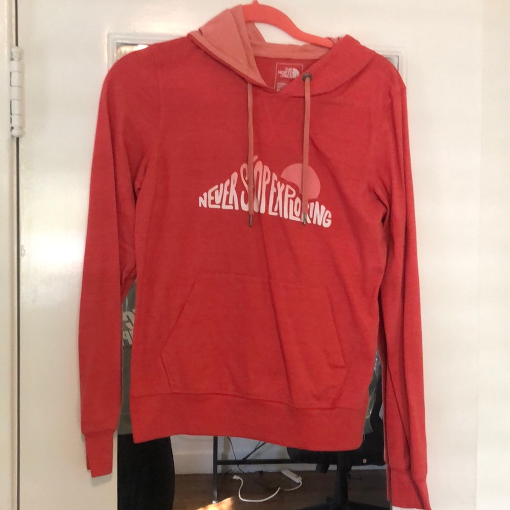 Salmon colored north face hoodie